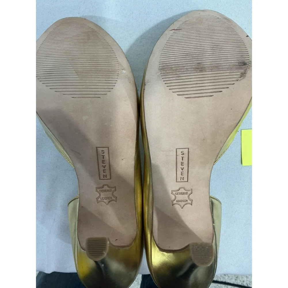 Womans Steven By Steve Madden Lollyy 9m Gold Leather Peep Toe Cut Out Heel Pumps